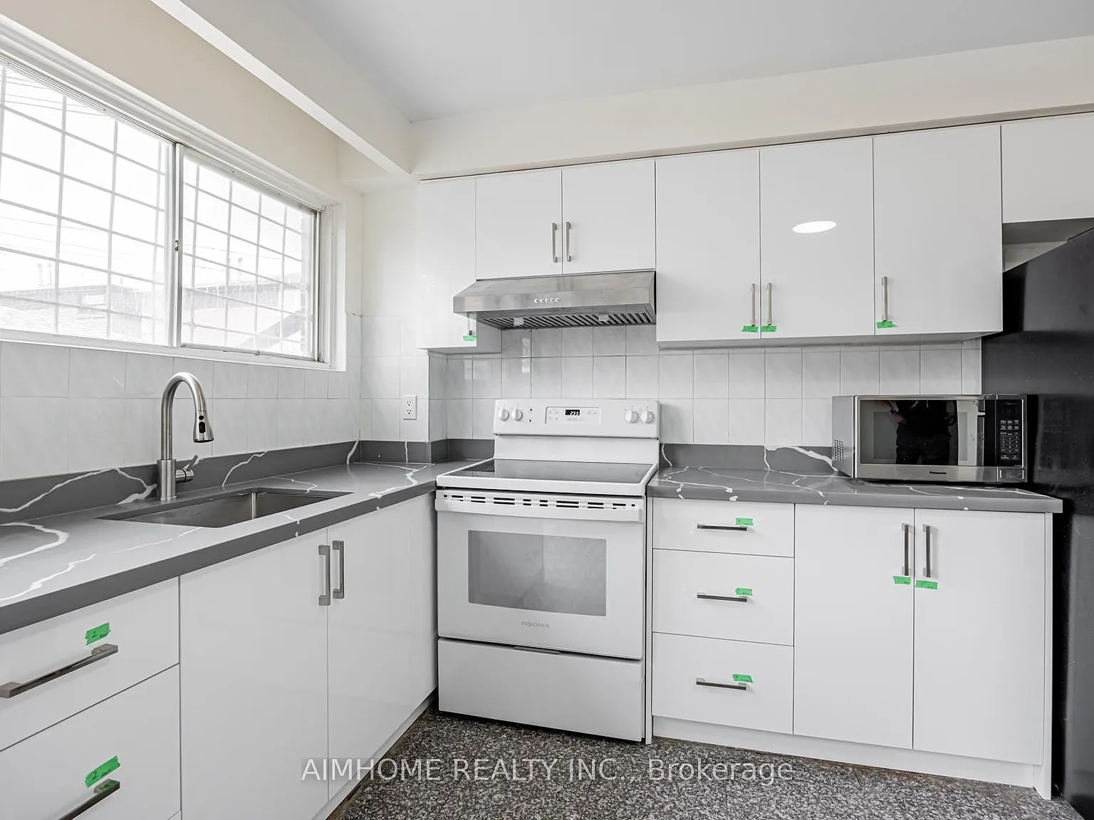 1 bed, $1,000 — Photo 2