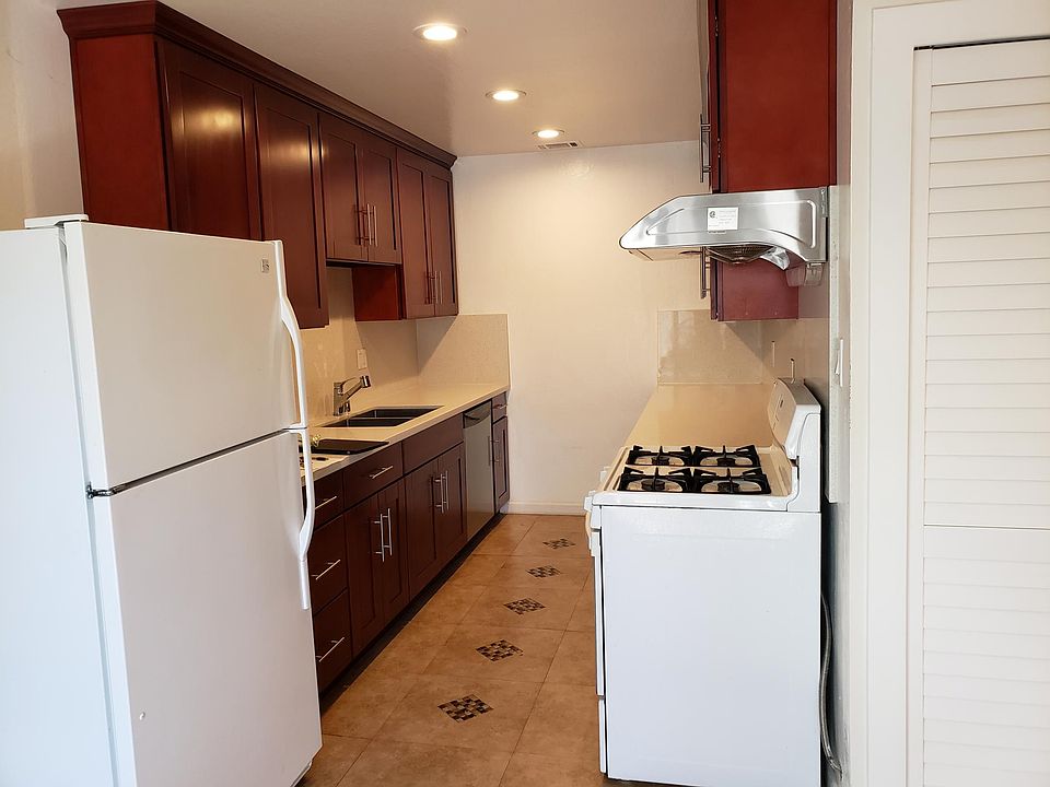 1st image of 322 San Miguel Ct APT 1