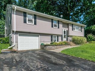 227 Belridge Rd, New Britain, CT 06053