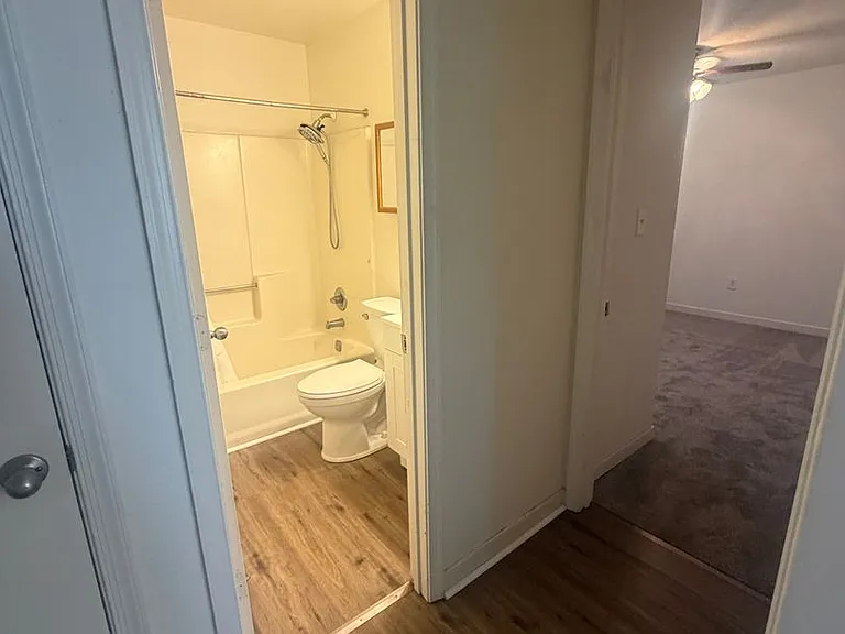 24000 Sequoia Rd — Photo 8