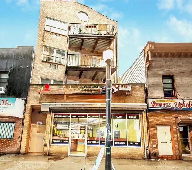 1st image of 102-45 Jamaica Ave #Mx