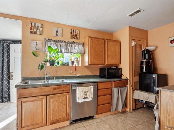 denver-colorado-130271671 picture