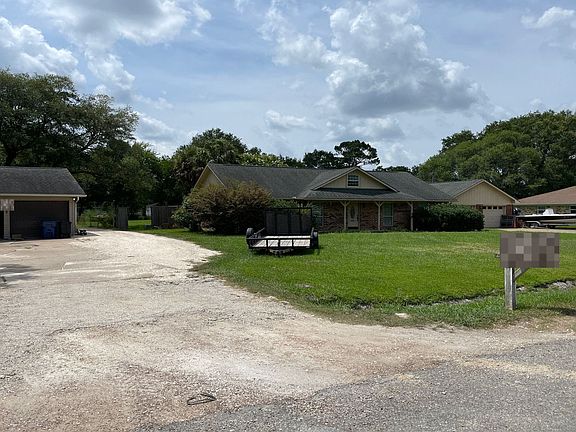 3rd image of 10924 Koelemay Dr