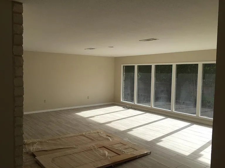 724 Whispering Oaks Dr — Photo 16