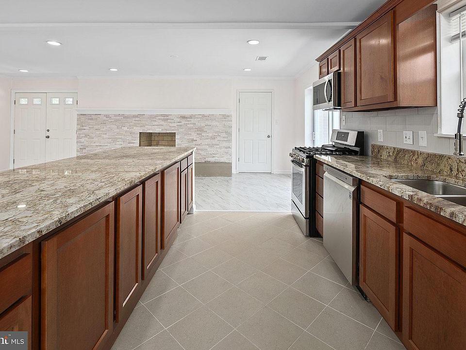 7806 Oxon Hill Rd, Oxon Hill, MD 20745 Zillow