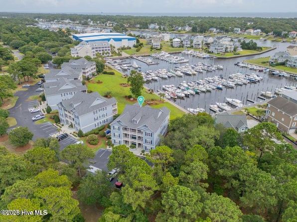2555 Saint James Dr Unit 104, Southport, NC 28461 – 2-bedroom rental in Southport