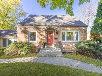 474 E Washington St, Des Plaines, IL, 60016