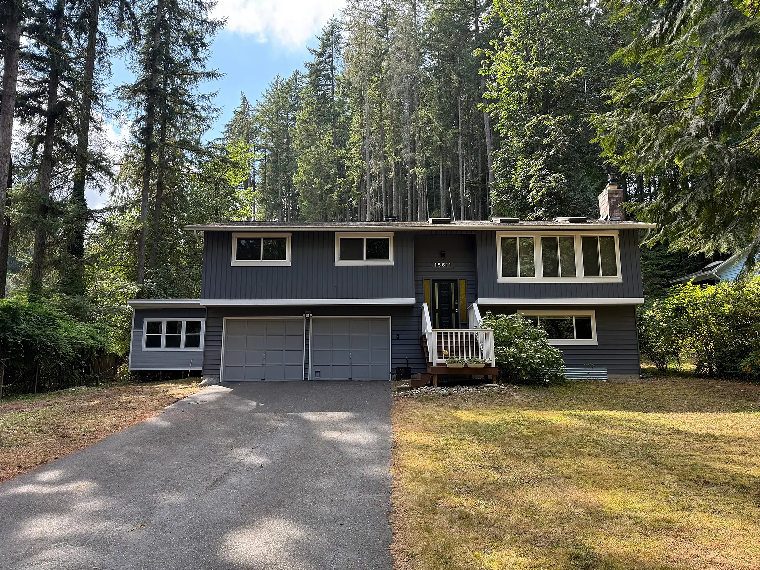 3 bed, 1960 sqft, $3,900 — Photo 1