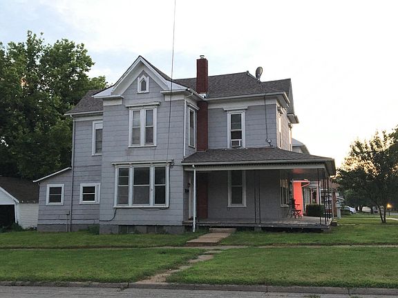 2nd image of 222 NE 7th St