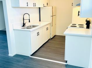 2630 Sherwood St #21, Las Vegas, NV 89109