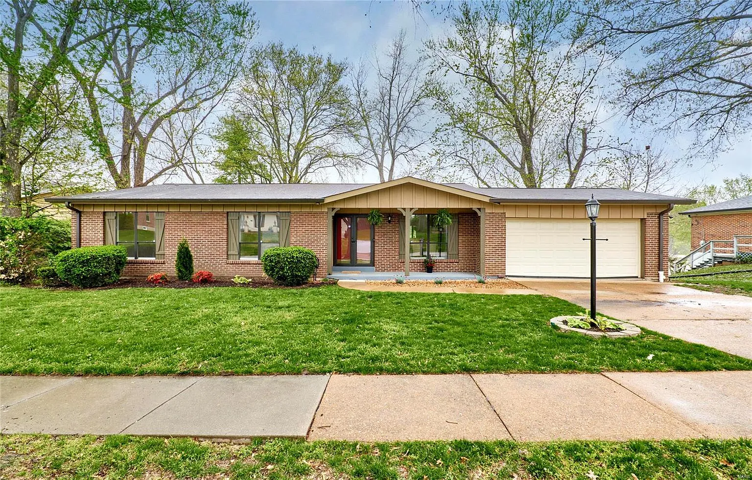10231 Quail Run Dr photo 1