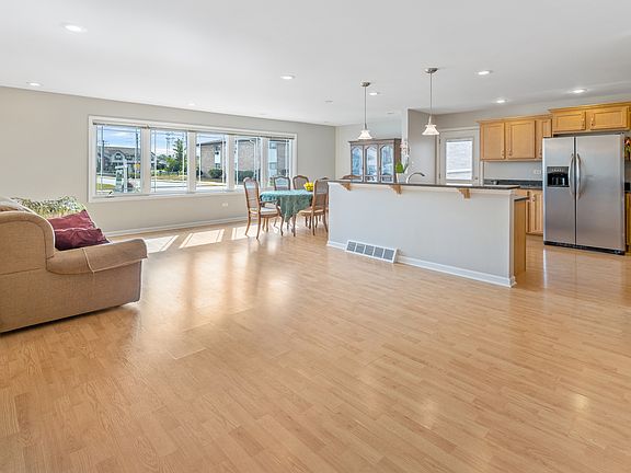3rd image of 3658 W Benck Dr