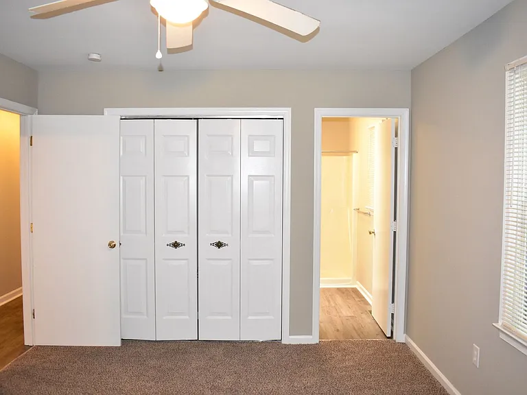 5405 Lee White Ln — Photo 20
