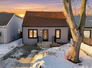 656 Charlotte St, Windsor, ON N8X 3A5