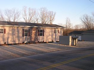 122 Thrush Rd APT 1A, Lake Ozark, MO 65049