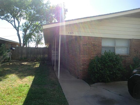 2nd image of 501 Plaza Dr