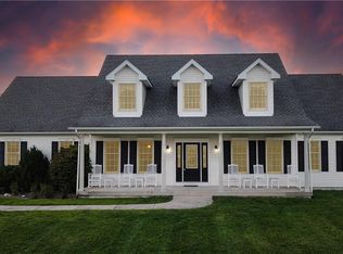 3368 Crestview Ln, Walnutport, PA 18088