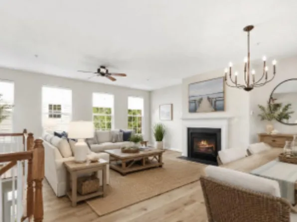 27 Steeplechase Dr, La Plata, MD 20646