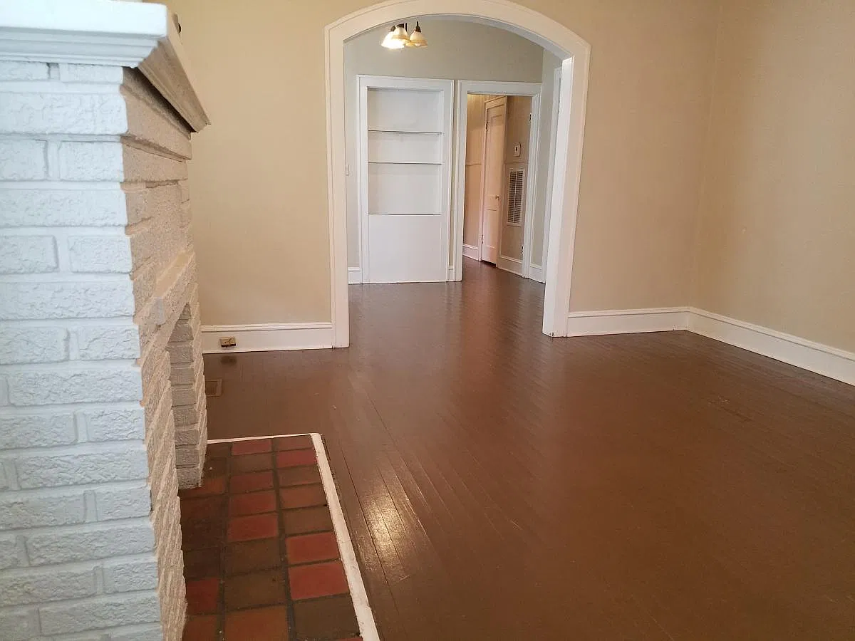 1 bed, 900 sqft, $950 — Photo 3