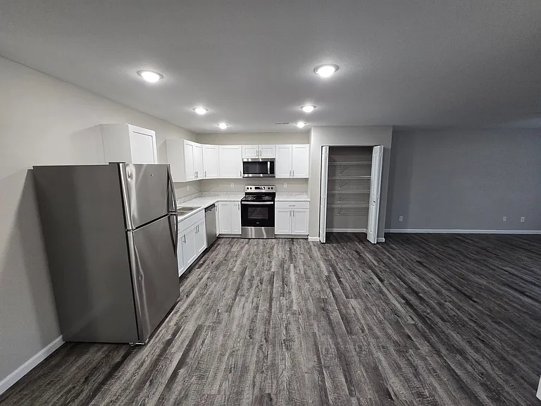 101 Goldfinch Dr — Photo 17