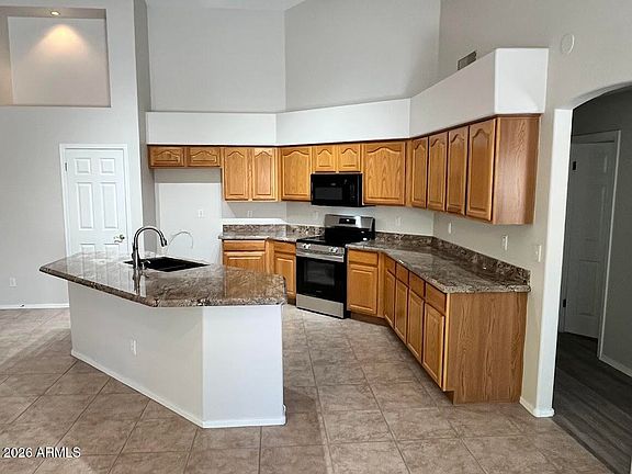 5th image of 1182 E HARRISON Street