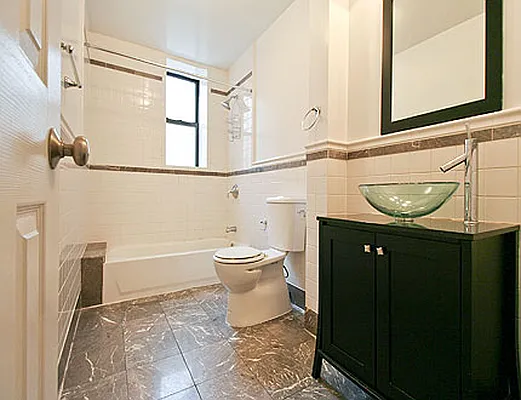 Rented by SW Queens Mezzanine | media 12