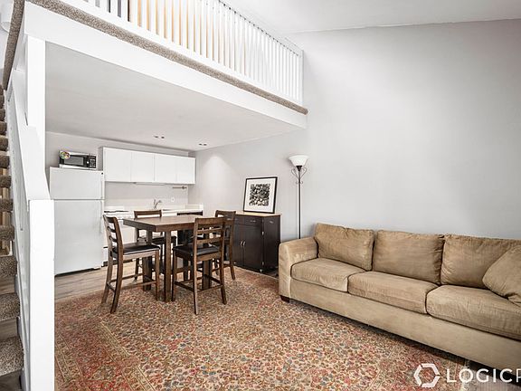 4th image of 2285 Sidewinder Dr #726