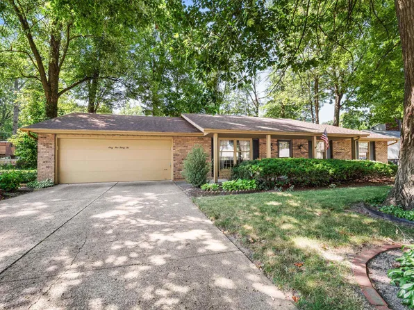 6532 Bennington Dr, Fort Wayne, IN 46815