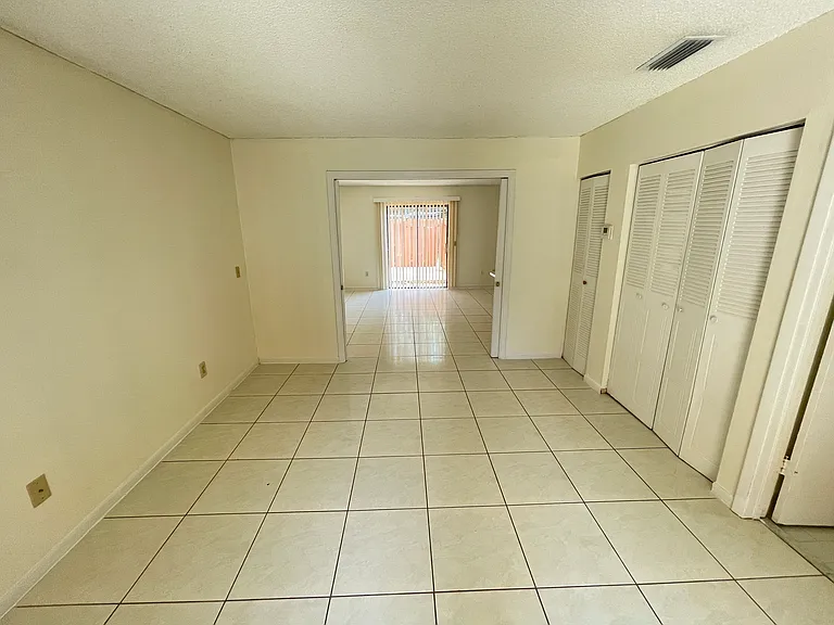 1852 My Pl — Photo 6