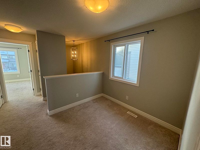 Fort Saskatchewan House for rent - 4 Bedrooms — photo 4