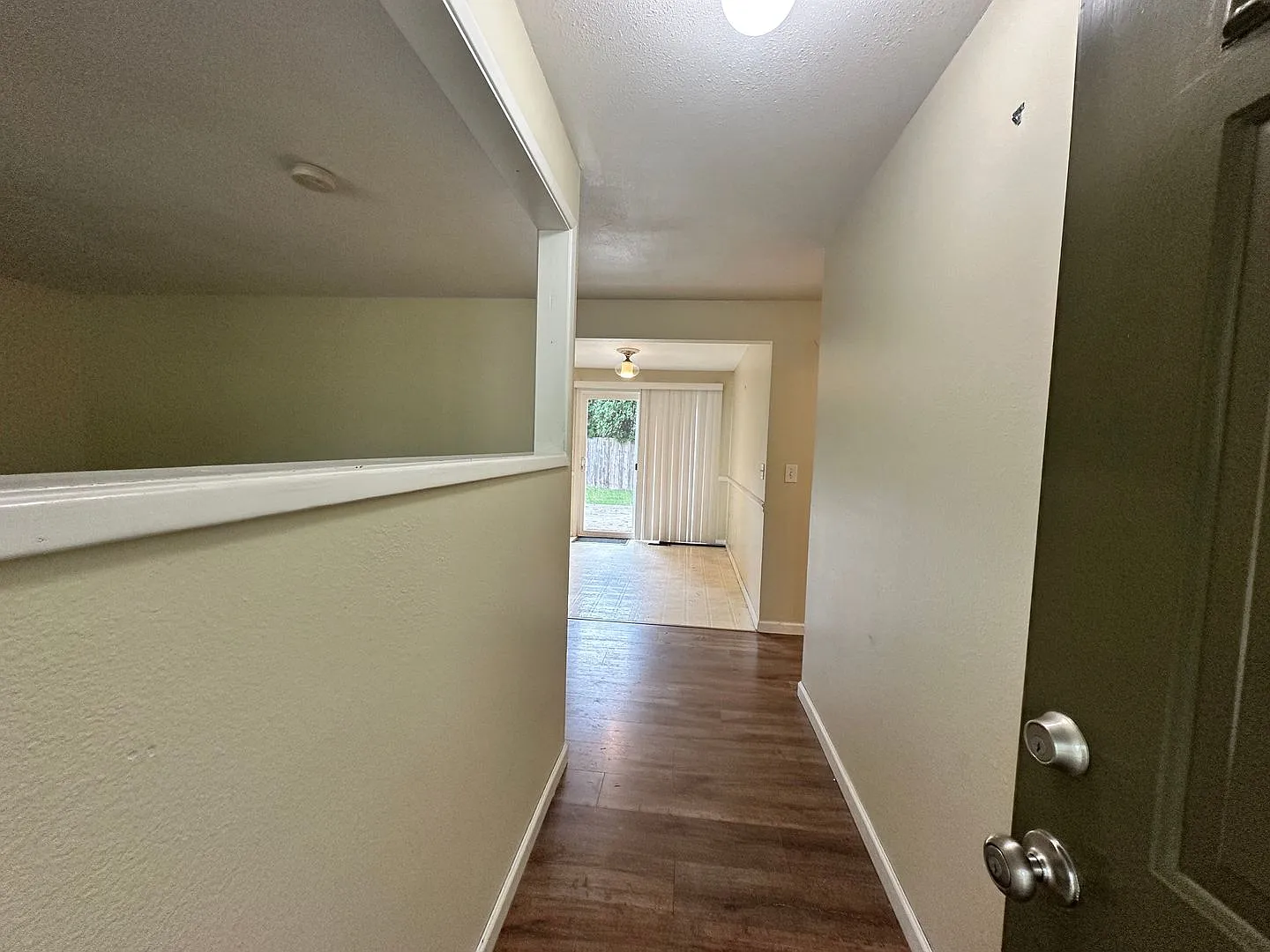 2935 NW Satinwood St — Photo 3