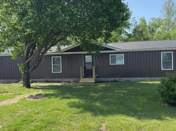 (undisclosed Address), Carterville, IL 62918