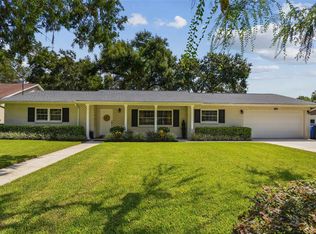 1011 Meadow Ln, Brandon, FL 33511