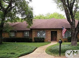 2241 Stonegate Dr, Denton, TX 76205