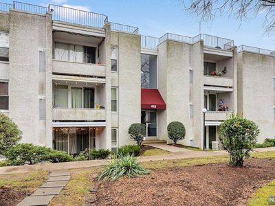 452 River Rd APT I, Nutley, NJ, 07110