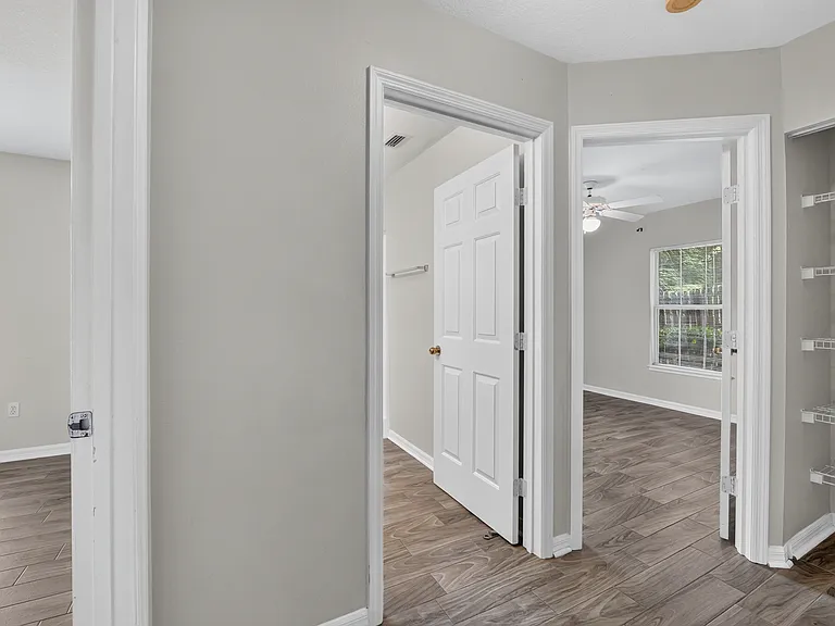 8038 SW 67th Rd — Photo 35