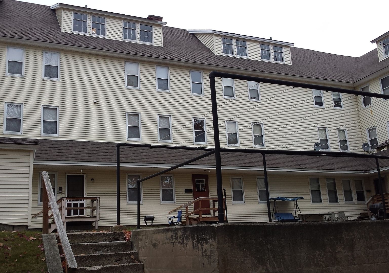 2 Overlook St 15, Whitinsville, MA 01588 Zillow