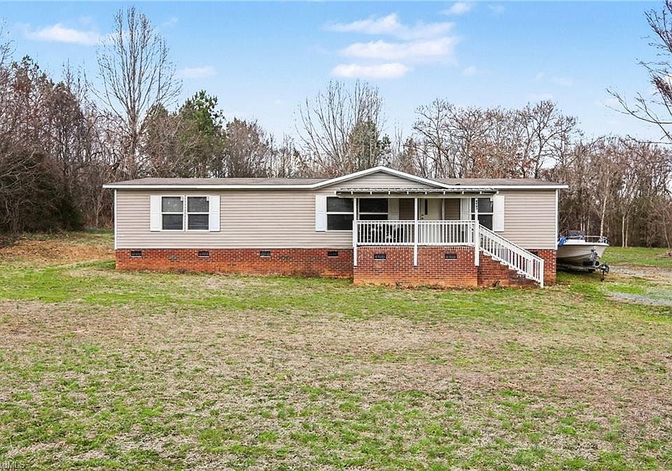 1st image of 4963 Thom Rd