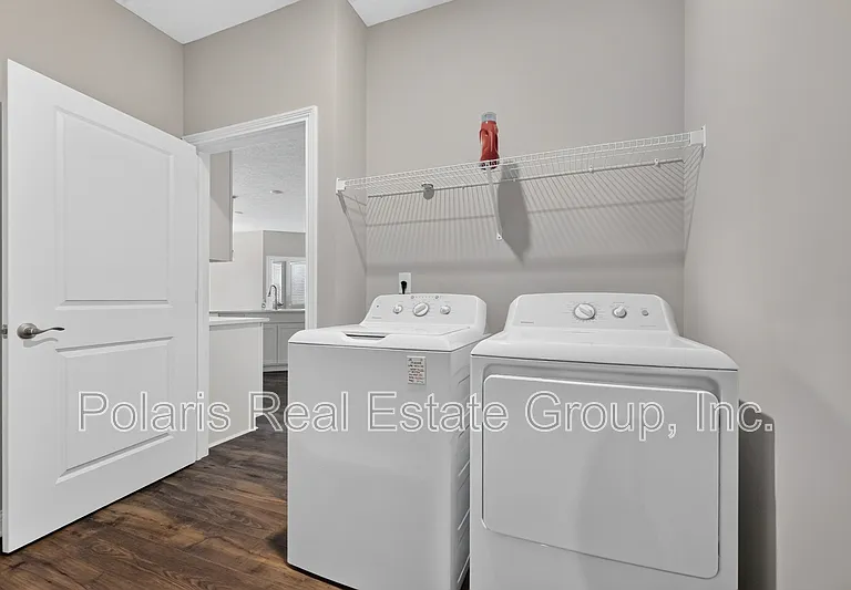 9073 Lieven St — Photo 31