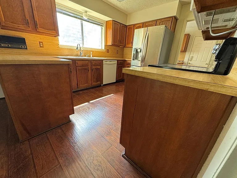 5614 Country Green St — Photo 13