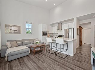 450 Tailoff Ln, Sacramento, CA 95818