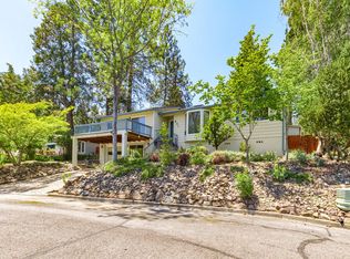 991 Hiawatha Pl, Ashland, OR 97520