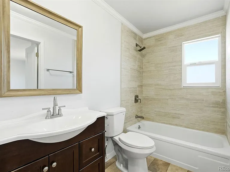 6752 S Dahlia Ct — Photo 25