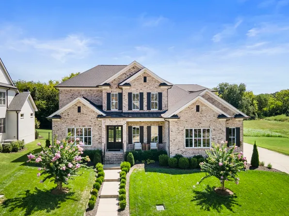 3808 Pulpmill Dr, Thompsons Station, TN 37179