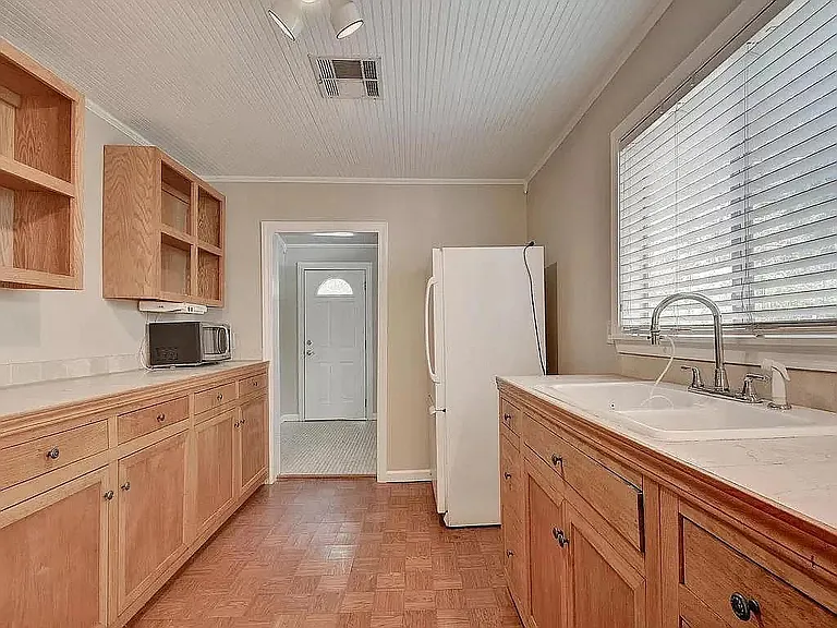 36 Anthony St #A — Photo 14
