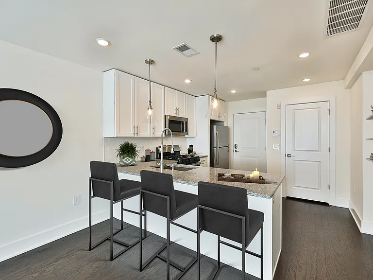 2605 Emerald St #3 — Photo 6