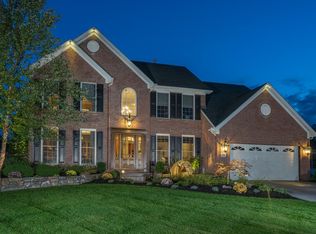 95 Hunters Ridge Rd, Orchard Park, NY 14127