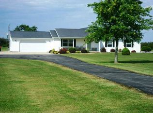 18625 Montra Rd, Jackson Center, OH 45334