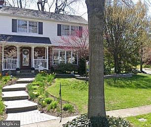 2nd image of 303 Cambridge Dr