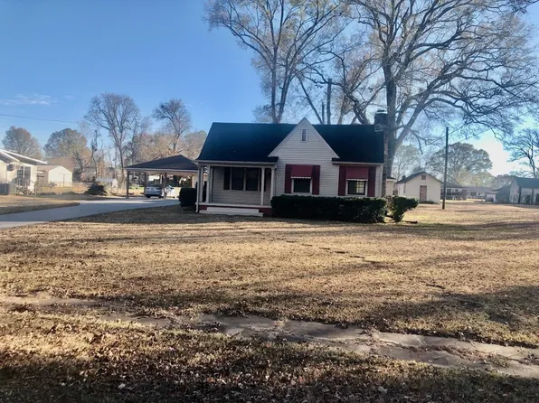 2080 New High School St, Leighton, AL 35646